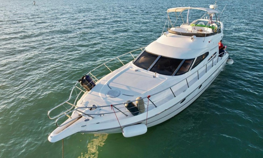 Image 6: Explore Miami's Waters with a 2  or 4 Hours Sea Ray 28'/31' or 32'/34' 