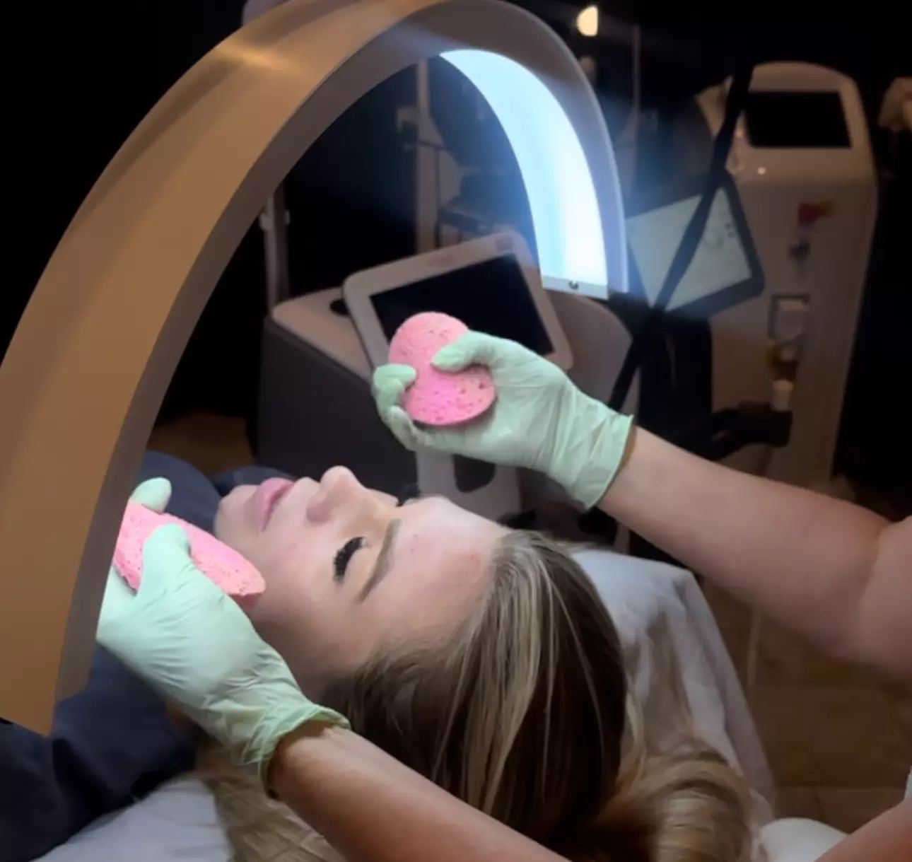 Get smoother skin with Loma Laser's resurfacing treatments, including one or two sessions, and enjoy up to 69% off