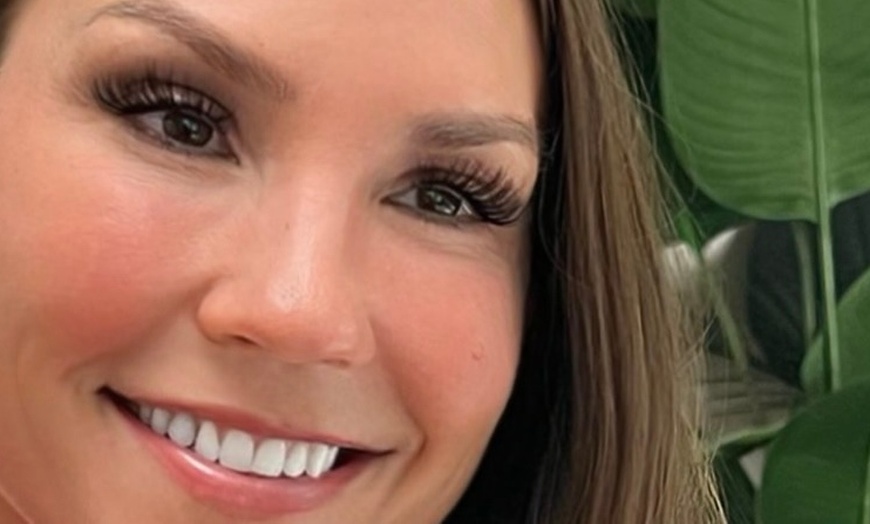 Image 1: Transform Your Look: Faux Mink Individual Classic Lash Extensions