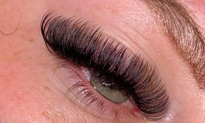 Up to 37% Off on Eyelash Extensions at Amimarluxe