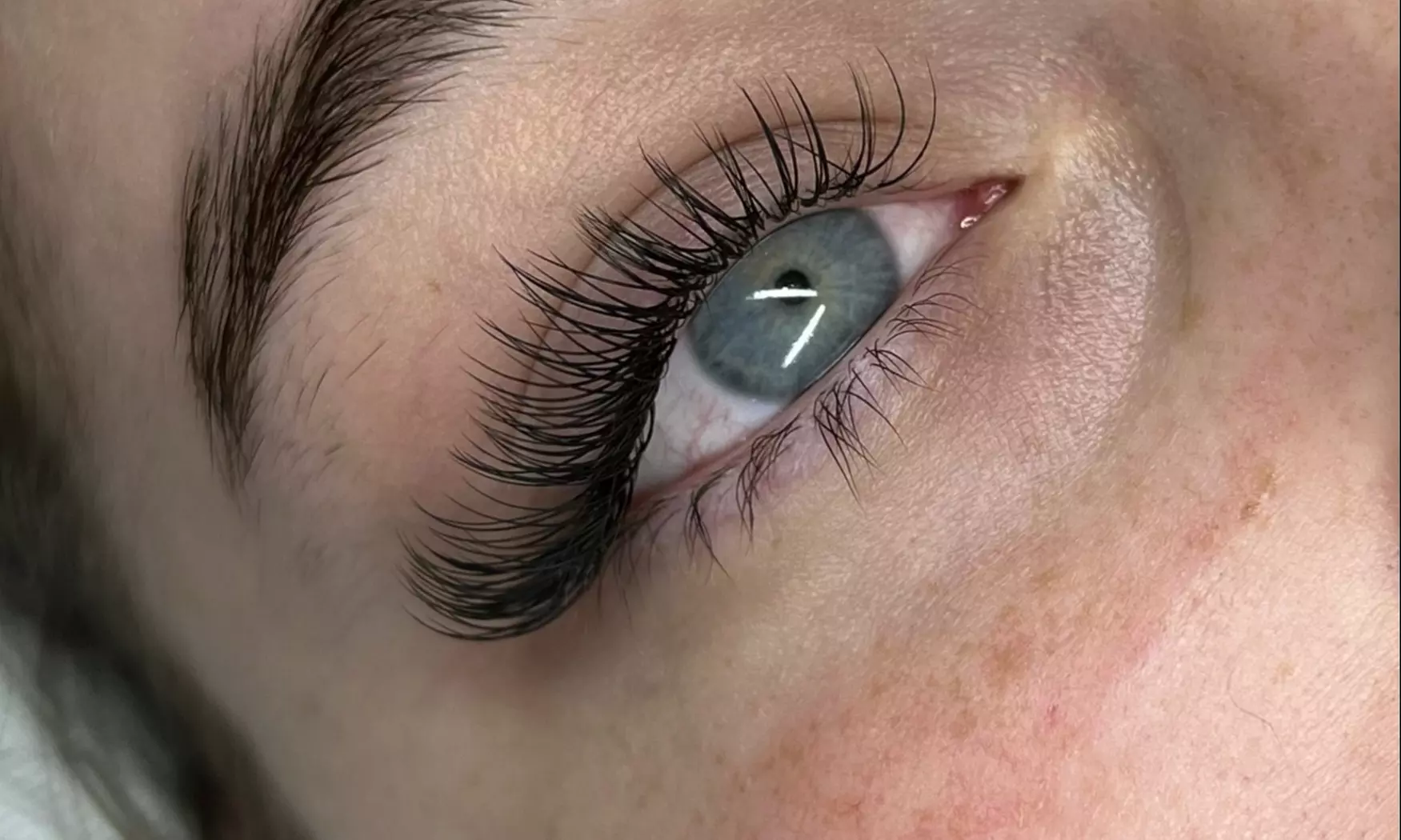 Up to 70% Off on Eyelash Extensions at B.B Lashes - Primary Image