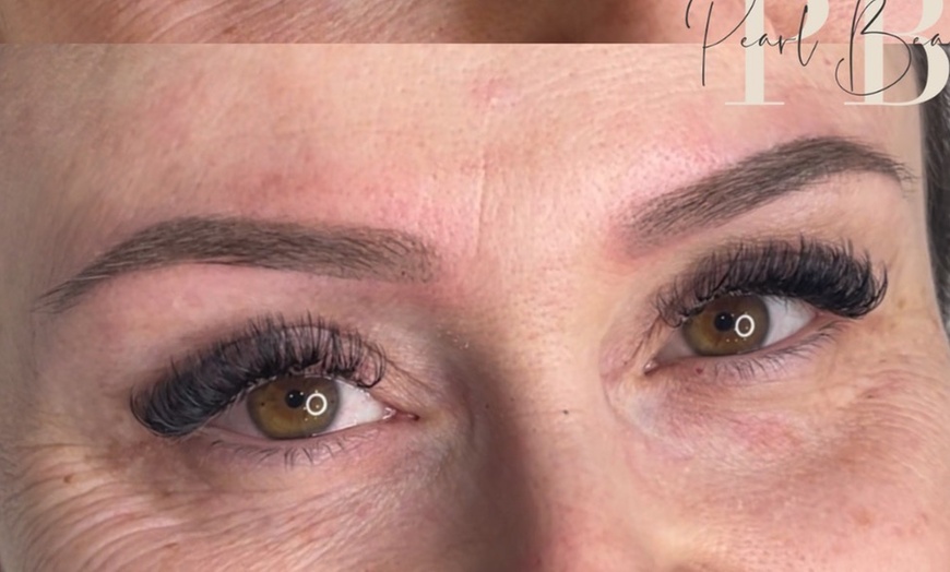 Image 2: Microblading mit optionaler Nachbehandlung oder Ombre Microshading