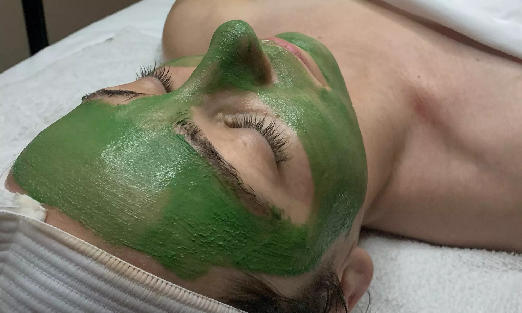Up to 50% Off on Facial at Bare Skn and Beauty - Primary Image