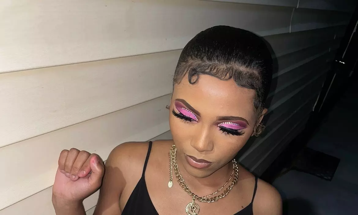 Explore Sadie Xesthetics' Glamorous Makeup Services with Upgraded Natural Looks up to 50% Off - Second Medium