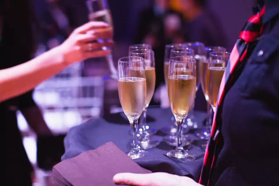 Explore Private Ballroom Dance Lessons and Parties