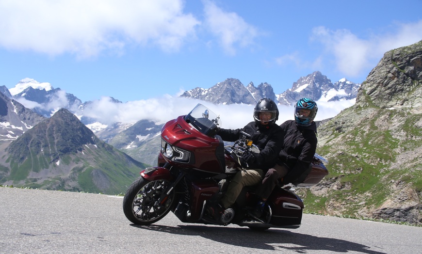 Image 1: Jusqu'à 38% de réduction sur Promenade / conduite de moto chez MOTOPRO38
