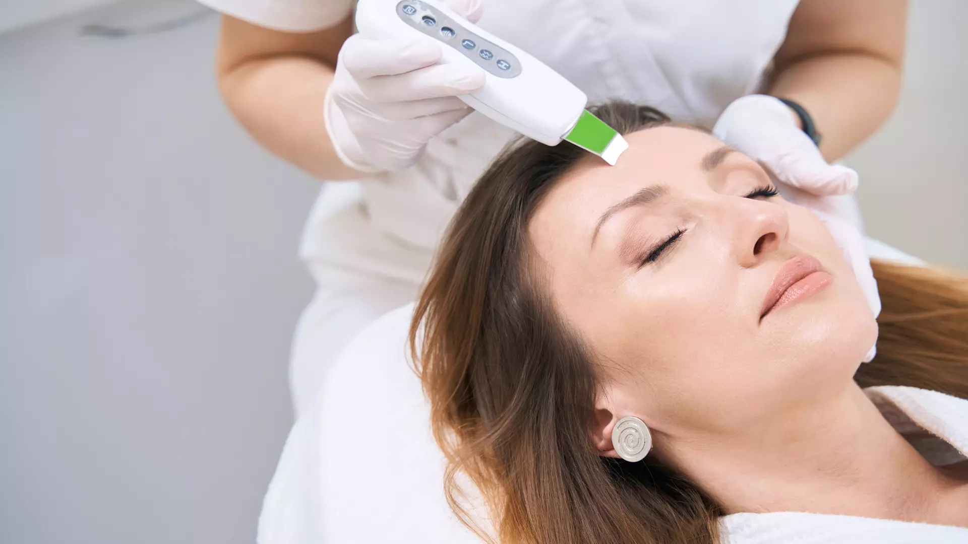 Up to 25% Off on In Spa Facial (Type of facial determined by spa) at H Ross Aesthetics