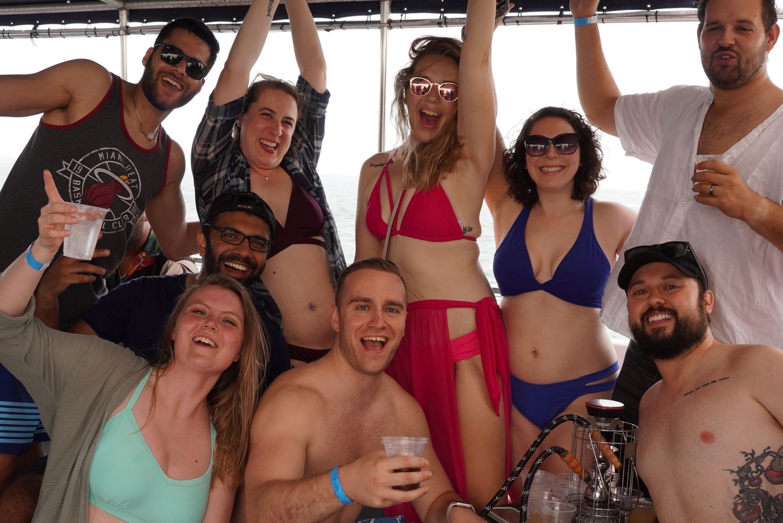 Thrilling Boat Party Awaits: Three-Hour Open-Bar Boat Party 