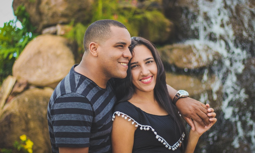 Image 2: Explore Love with Personalized Coaching Sessions