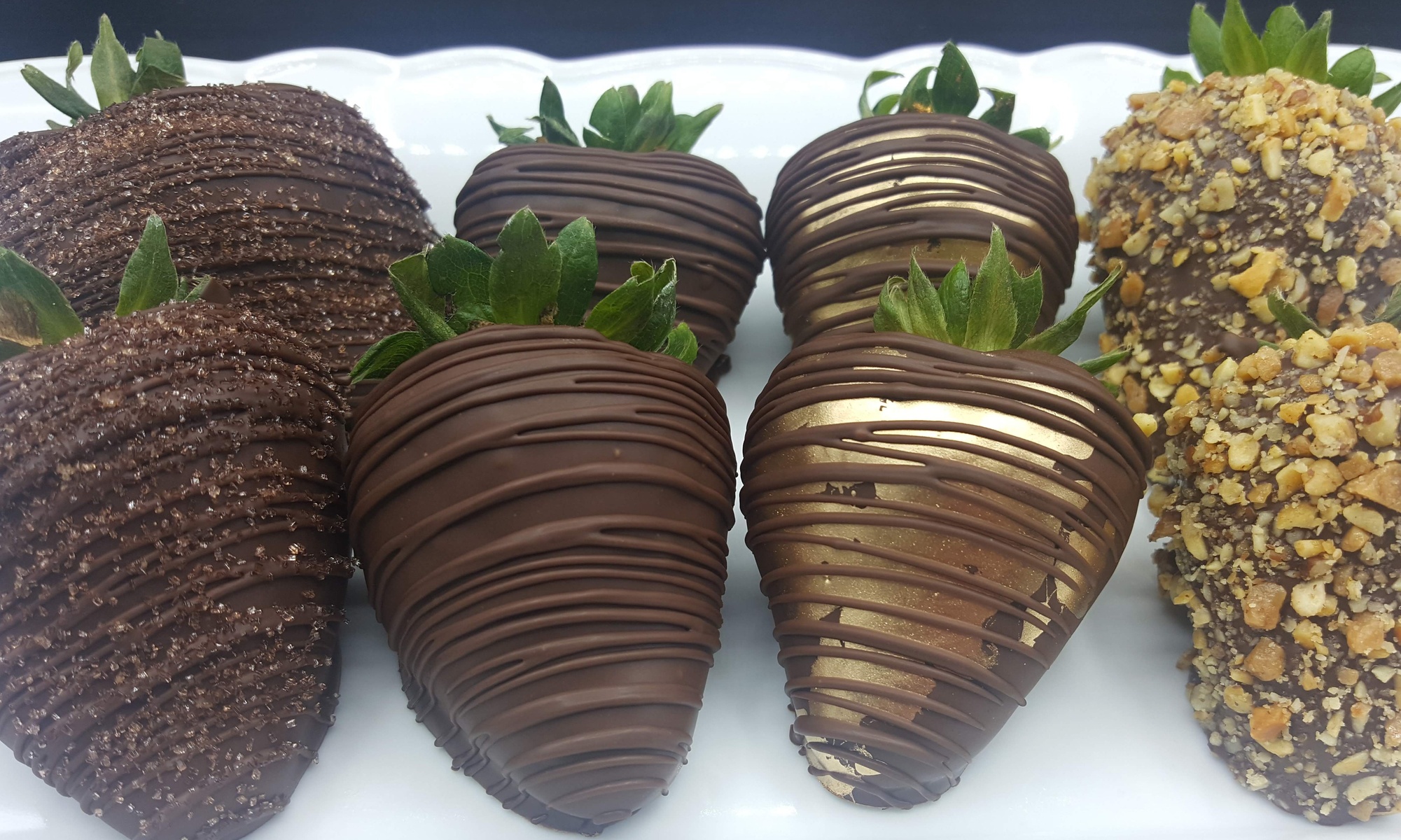 Chocolate Covered Strawberries in Delicious Toppings