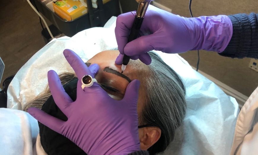 Image 5: Get Perfect Brows with Microblading and Permanent Makeup Eyebrows!
