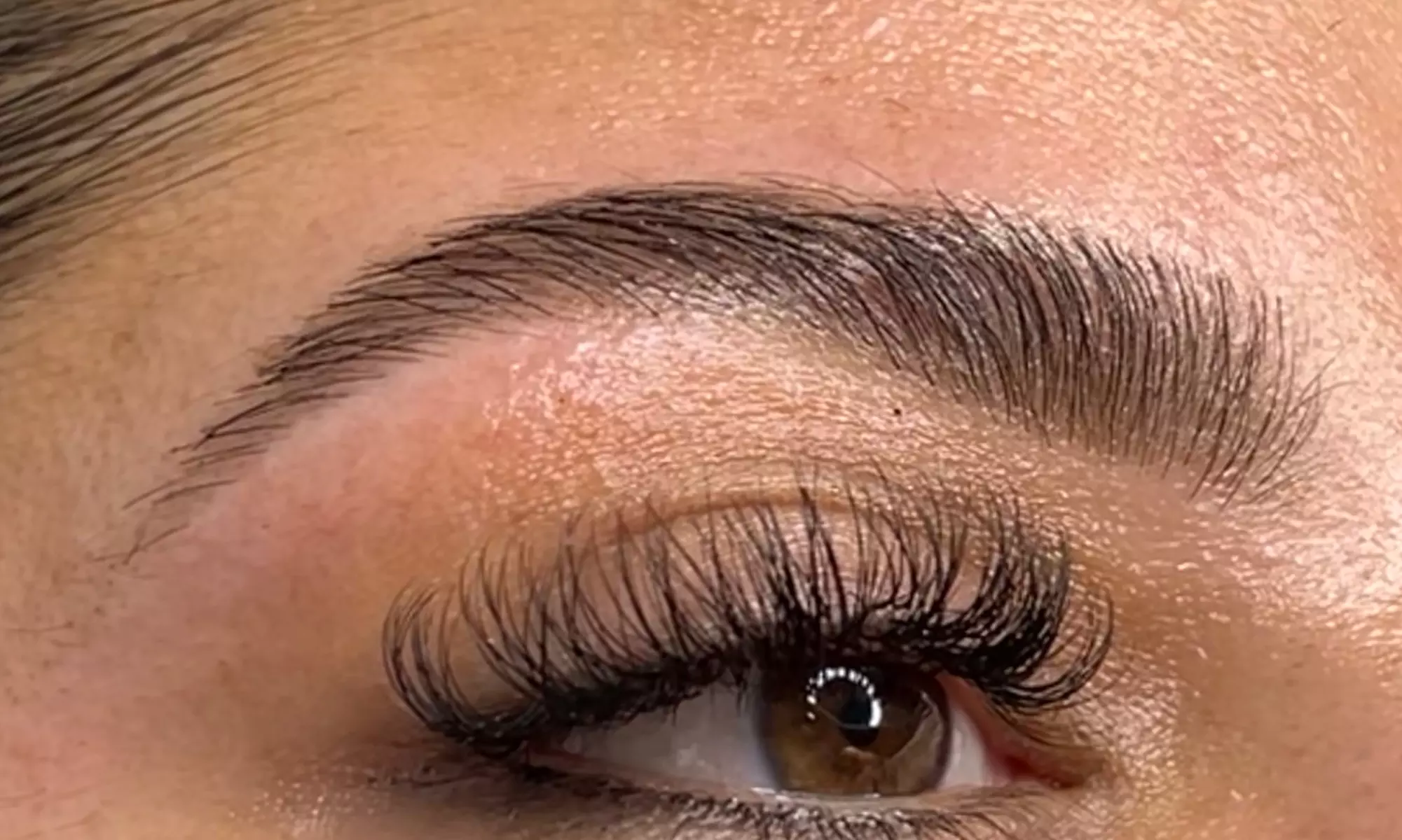 Enhance your beauty at Dr.Broww by Renata Jordan with brow waxing, threading, microblading, and more, up to 50% off - Second Medium