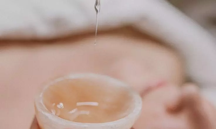 Standard or Premium 60-Min or 90-Min Facial