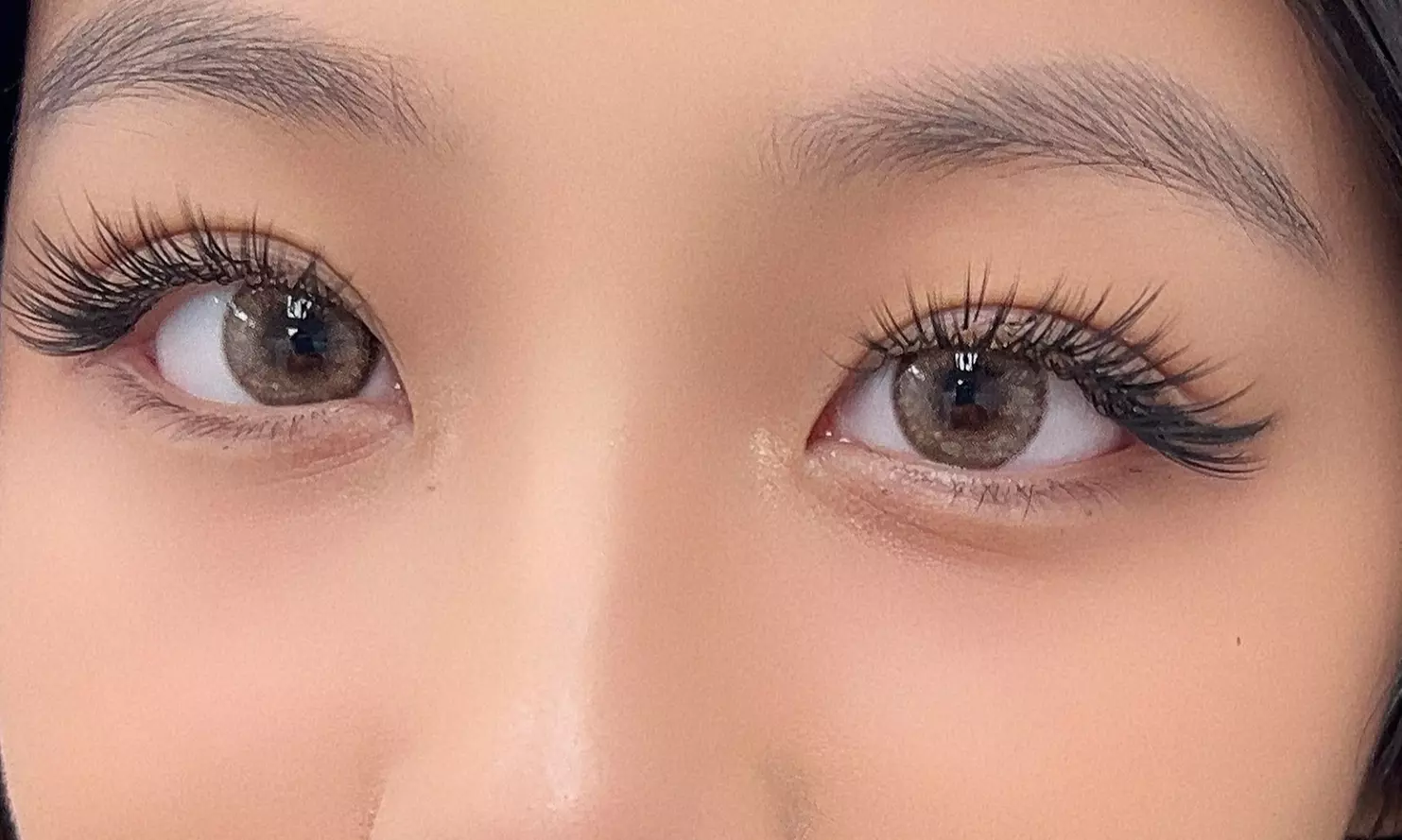 Enjoy Classic, 6D Volume, Thai, or Wispy Eyelash Extensions