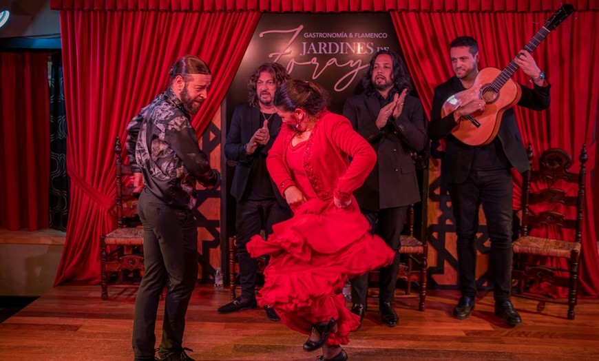 Image 1: Espectáculo de flamenco para hasta 4 personas