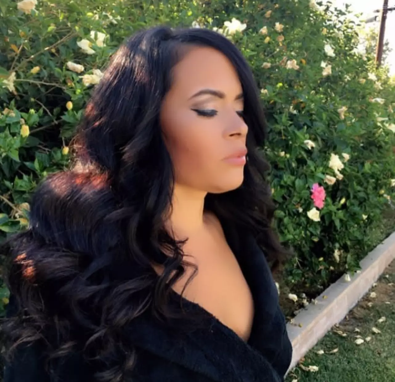 Discover sleek, voluminous hair with expert blowouts at The Parvenu and enjoy up to 37% off for a transformative experience - Primary Image
