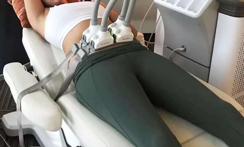 Up to 60% Off on Cavitation at UK Aesthetics Lounge