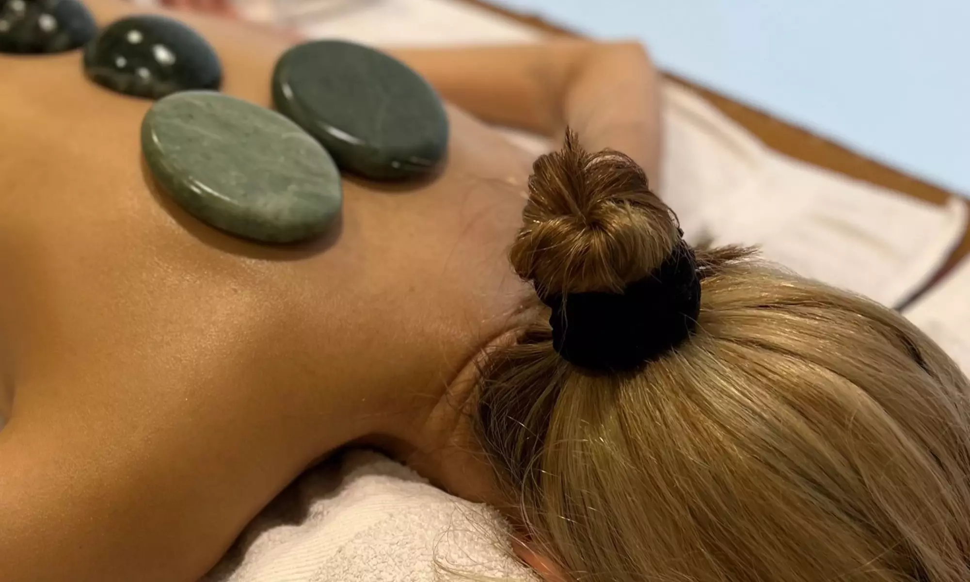 Bis zu 25% Rabatt auf den Massage – Thai-Massage bei Santhiti Hospitality UG (haftungsbeschränkt)