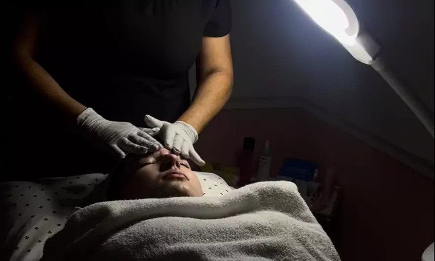 Up to 55% Off on Back Facial at Delicious Spa - Primary Image