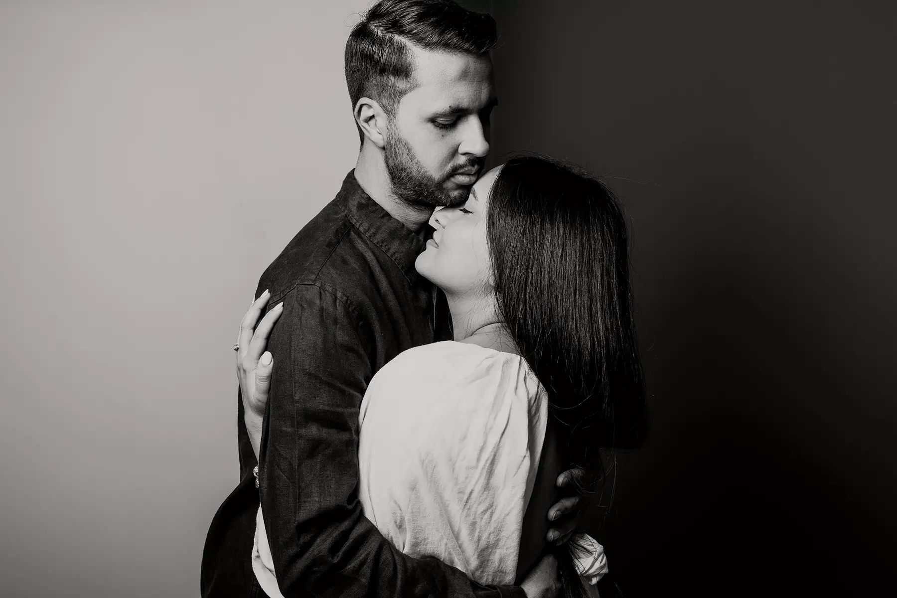 Up to 85% Off on Seasonal Photography at el&suportraits - Second Medium