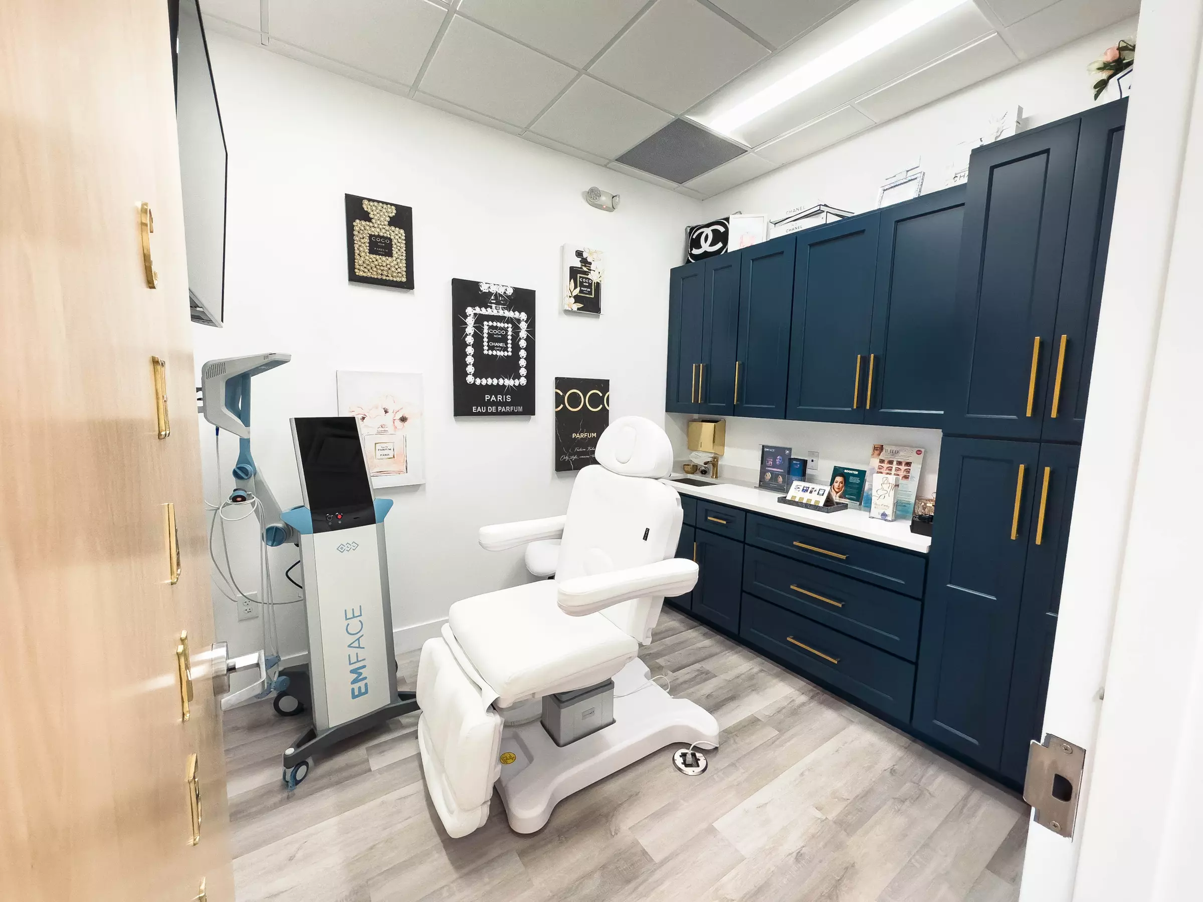 Up to 50% Off on Beauty Package at Pure Envy Med Spa