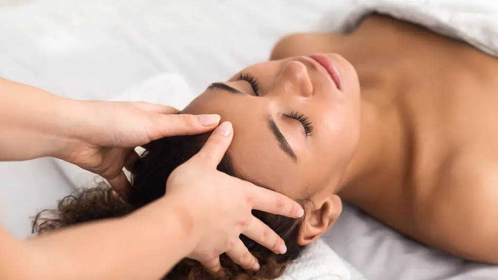 60 or 90-Min Dry Head Spa: Scalp Treatment, Hair Growth Serum & More