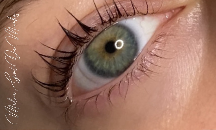 Image 3: Get Gorgeous Lashes with a Lift and Tint Combo! 