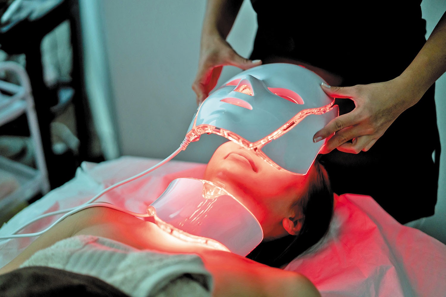 Clear Skin Spa offers Microdermabrasion Oxygen Facial with LED Light Therapy or Luxury Exfoliation for up to 48% off - Primary Image