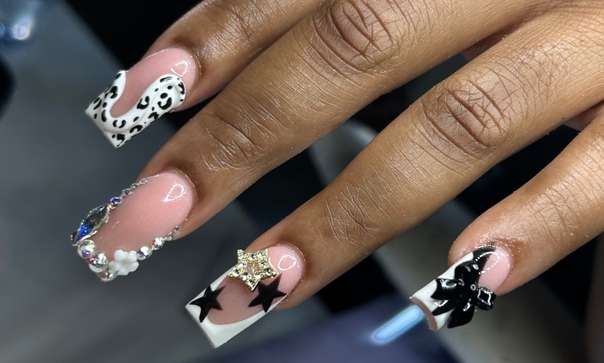 Image 4: Up to 21% Off on Customizable Acrylic at The Geechie Xperience