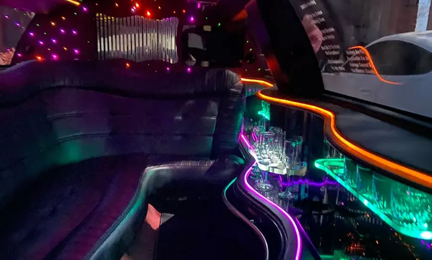 Up to 25% Off on City Tour at Oh Snap Limo - Second Medium