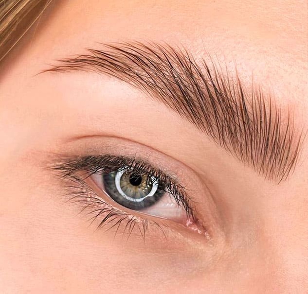 Transform Your Look with Expert Eyebrow Services