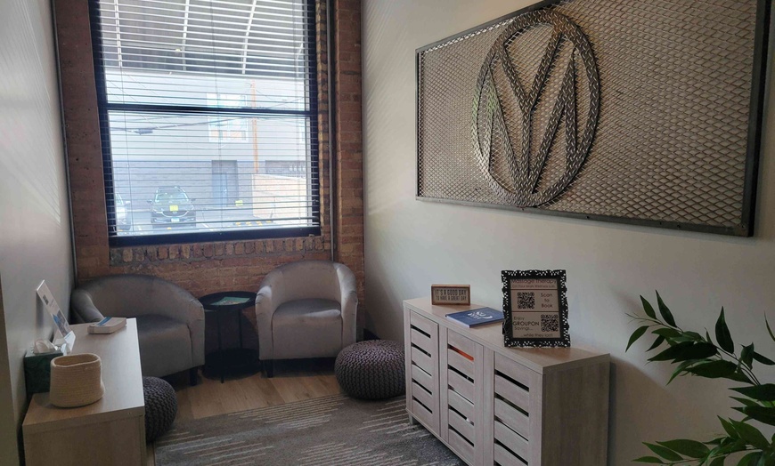 Image 2: Enjoy 60, 90, or 120 Min Massage (Deep Tissue, Thai, Swedish, & More)