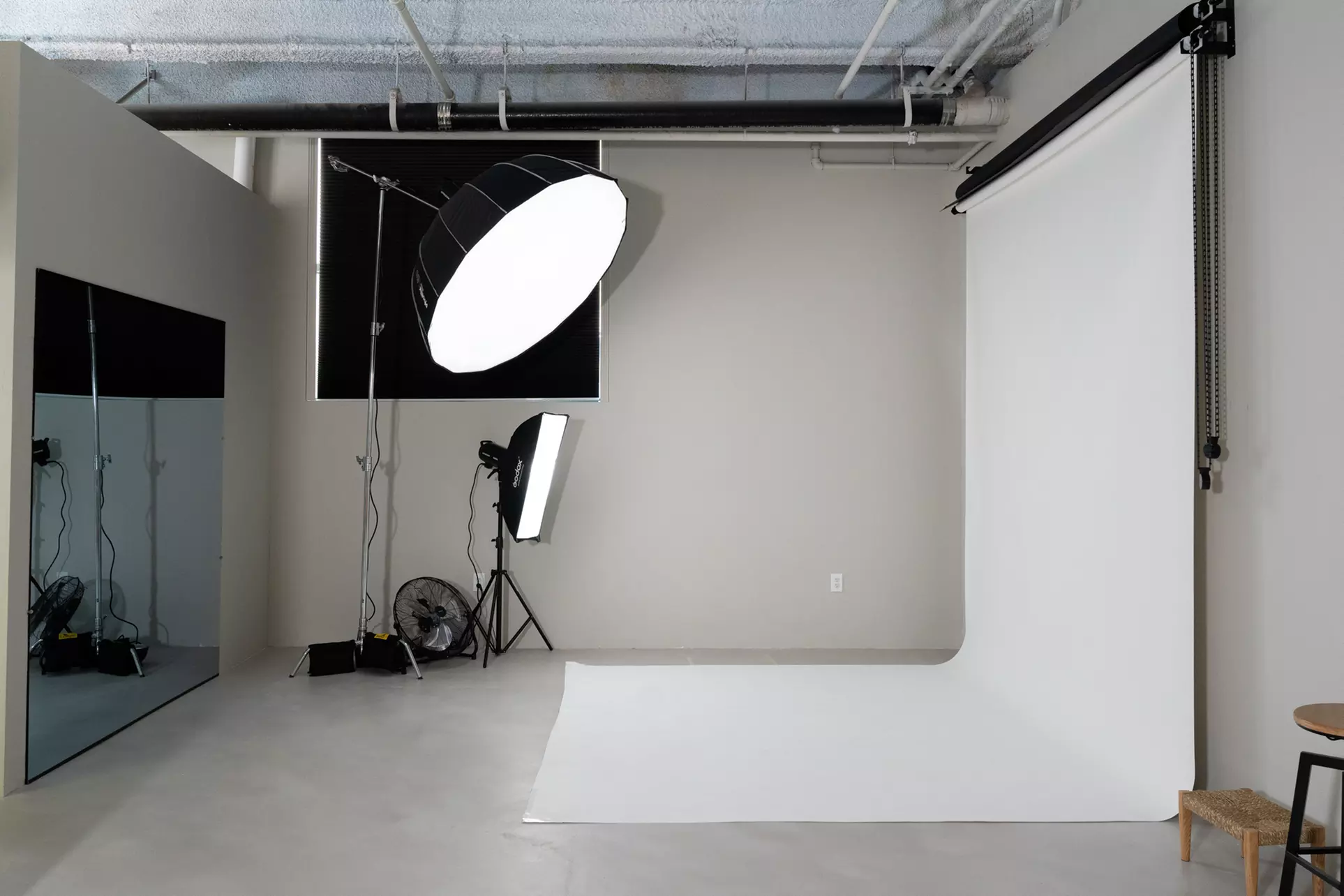 Celebrate with a 45 minutes  or Premium Birthday Photoshoot