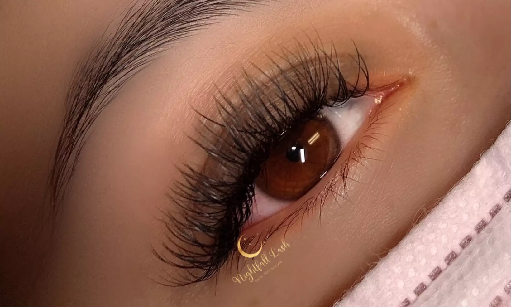 Get Mega Volume, Wispy, Hybrid, Classic Lash Extensions or Lash Lift