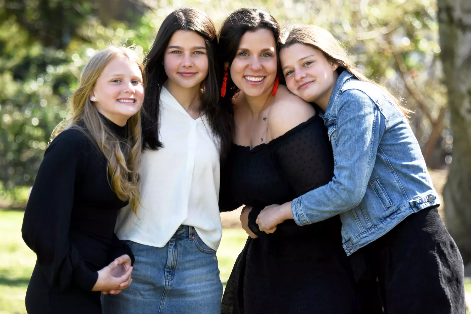 Up to 86% Off on Outdoor Family & Children Photo Sessions