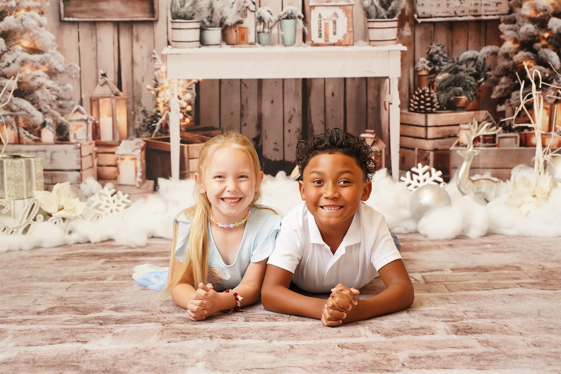15 or 30-Minute In-Studio Photography Session with a Photo Package