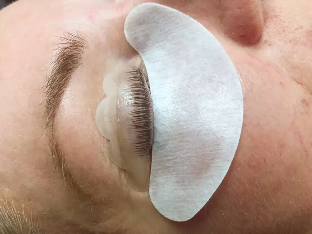 Up to 30% Off on Eyelash Extensions at Max Lash Skin Lounge - Second Medium
