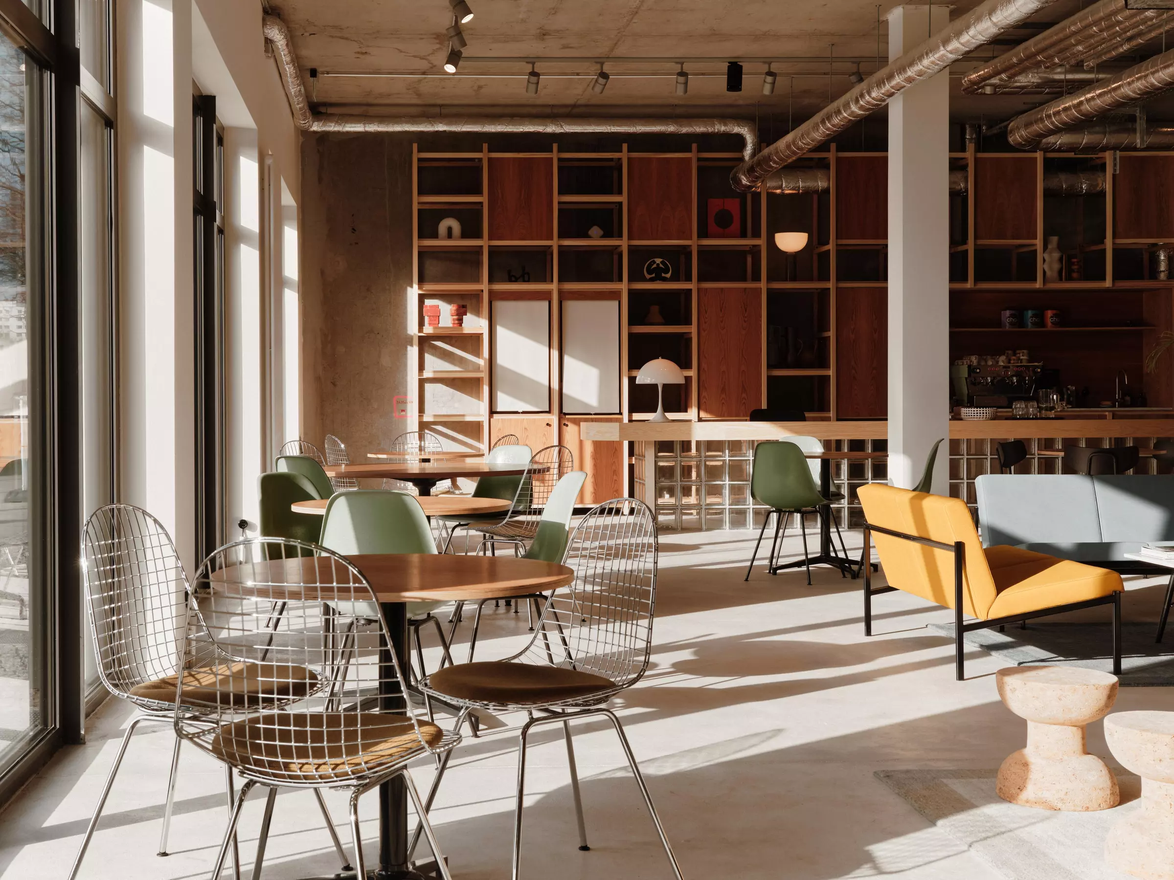 Bis zu 66% Rabatt auf den Arbeitsplatzvermietung bei Denizen House - Primary Image