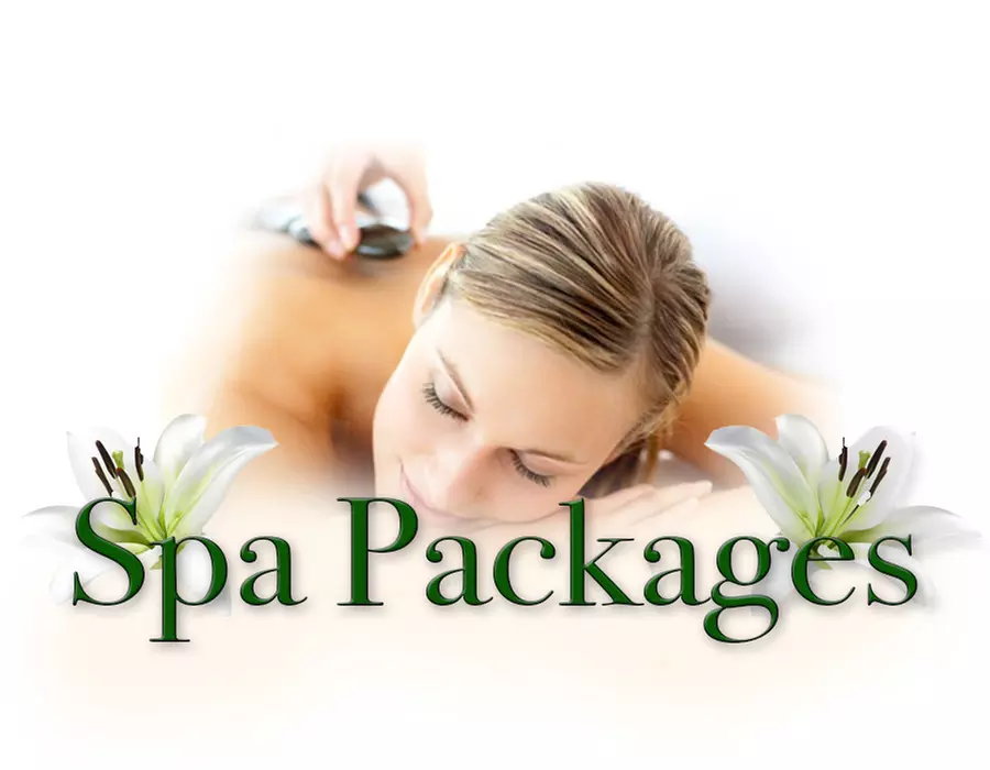 Up to 46% Off on Hot Stone Massage at Esperanza Beauty Salon - Primary Image