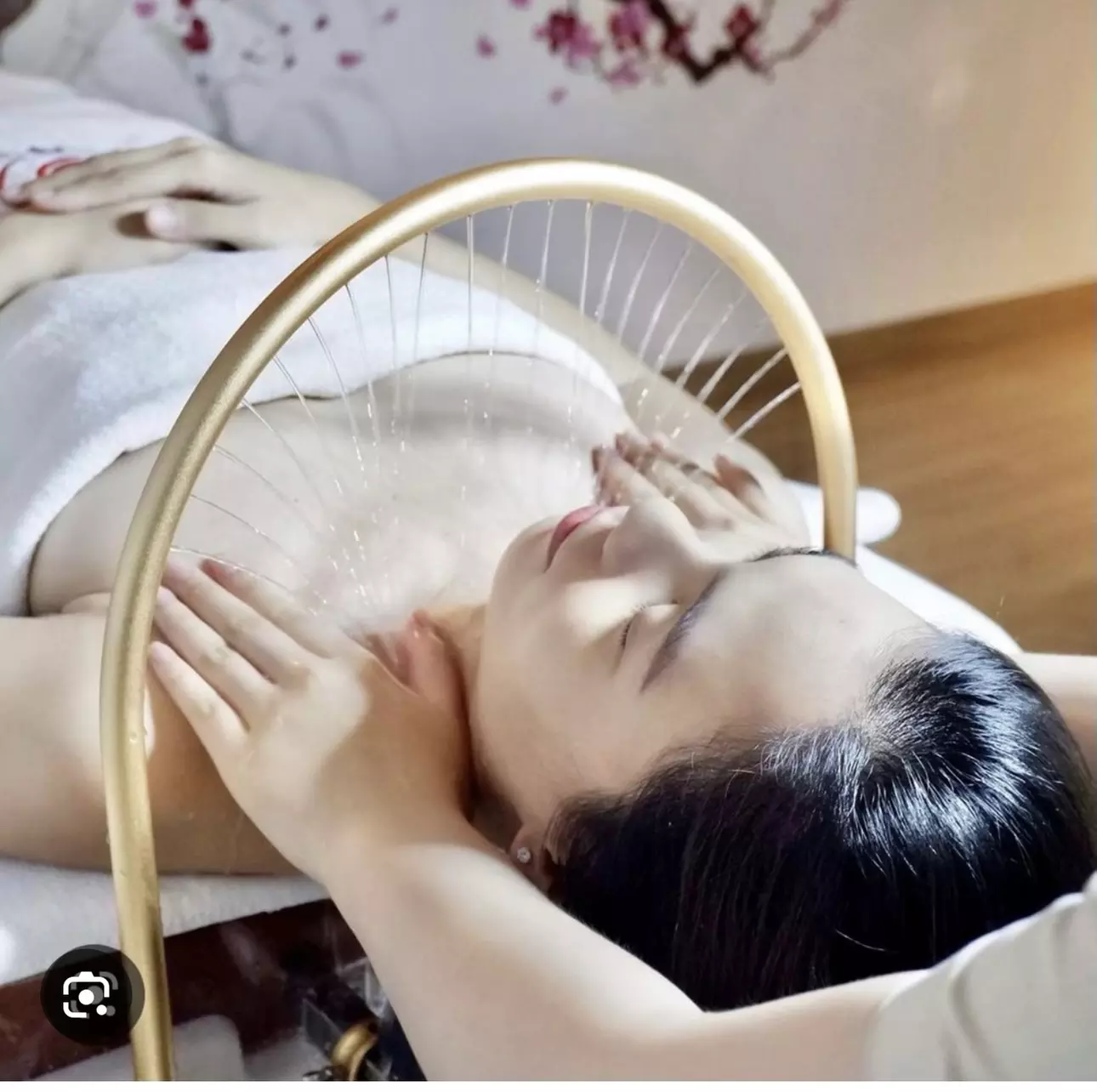 Promote Relaxation with a Scalp Detox and Head & Scalp Massage at Warren Glamour Day Spa (Up to 38% Off) - Primary Image