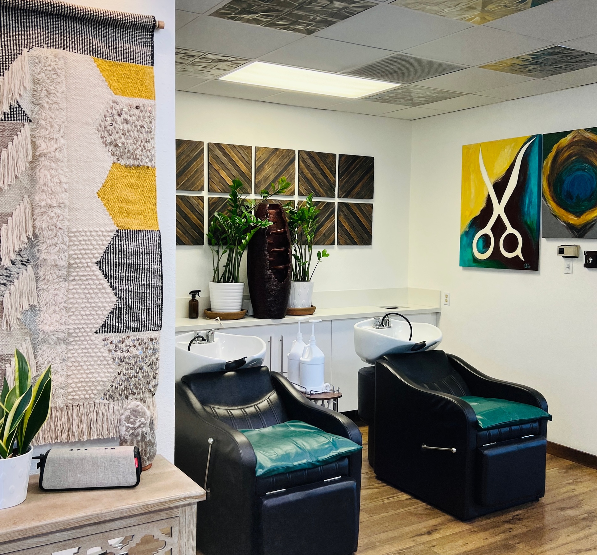 Revamp Your Style with a Men's Haircut at Valdemar Hair Studio