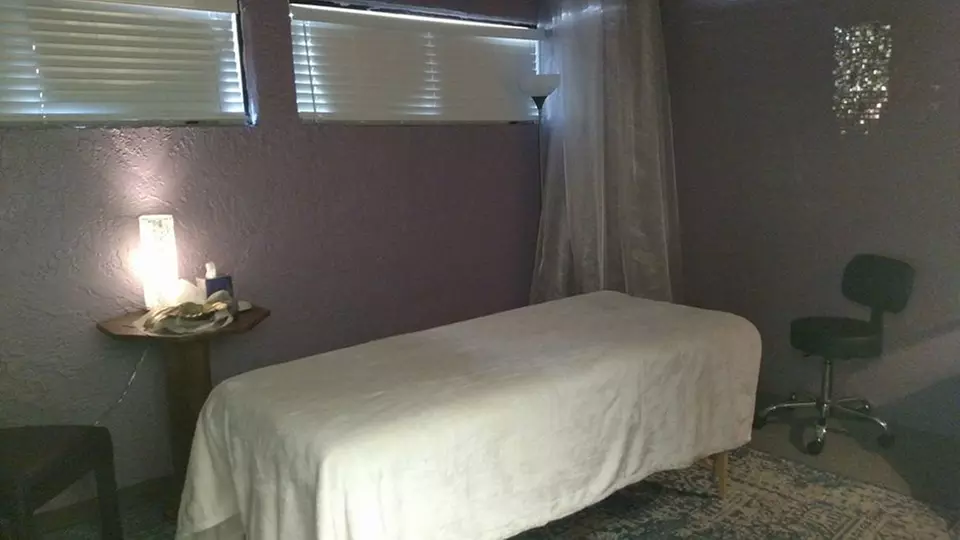 90-Minute Therapeutic Massage - Primary Image