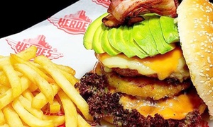 Hamburguesas + bebidas para dos o cuatro desde $46.550