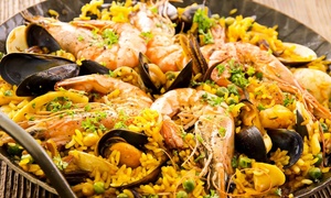 Paella de langosta + bebidas para dos o cuatro desde $132.000