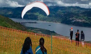 Vuelo en parapente + video hasta 42% off