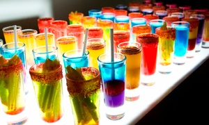 Hasta 82% off en barra iluminada + shots para 25 o 50 personas