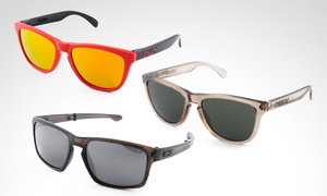 Gafas de sol marca Oakley en modelo a elección con 61% off