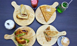 Central del Valle: crepa o panini + bebida para 1, 2 o 4 con 47% off