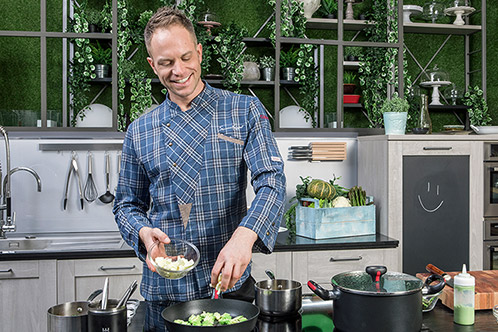 Fying vegetables