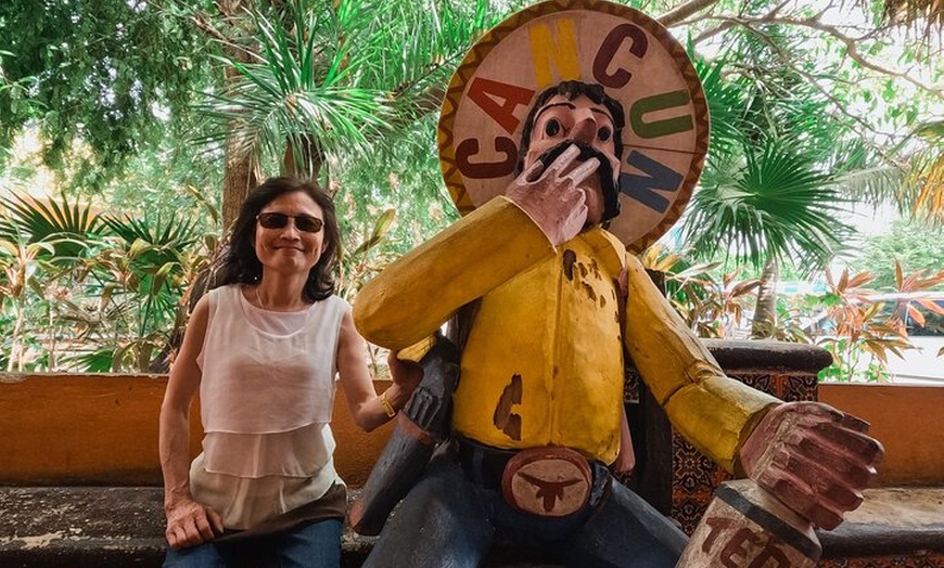 Image 41: Shopping and Mexican food in a Private Guided Cancun Tour